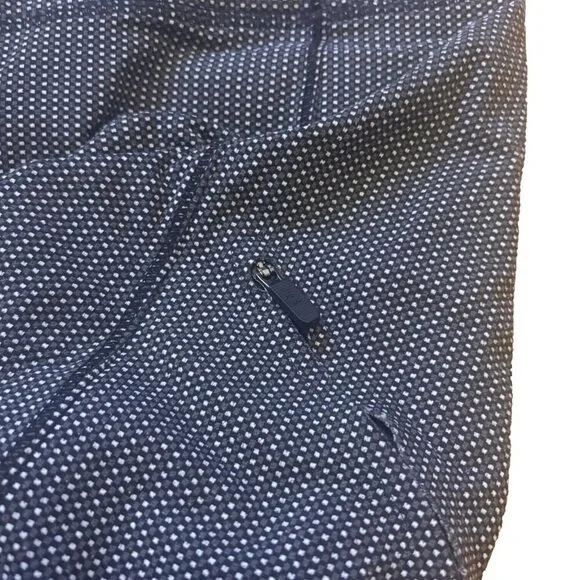 Lululemon Cadence Crusher Tight Size 6 Power Luxtreme Tiny Geo Black White - Picture 9 of 10